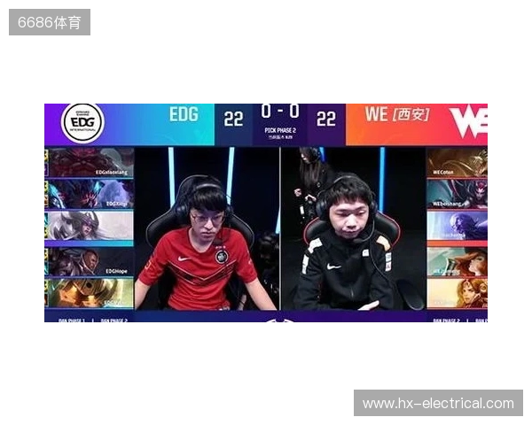 哥俩好！王钰栋评论蒯纪闻社媒 真帅兄弟；后者回复 你不在太孤单