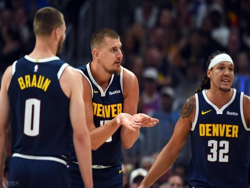 红军旧将:希望瑞典vs斯洛文尼亚伊萨克踢满全场,积累时间